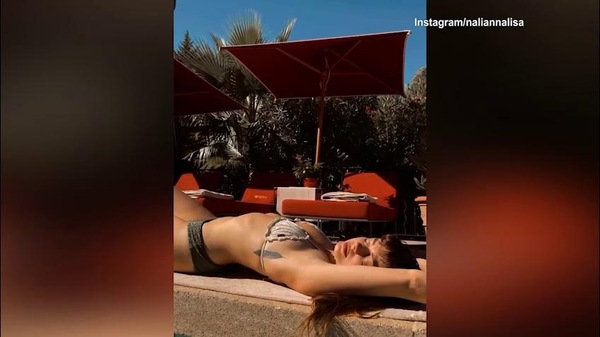 Annalisa infiamma i social col suo bikini