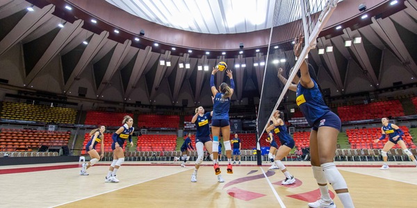 Mondiali Femminili: cresce l'attesa per Italia-Germania