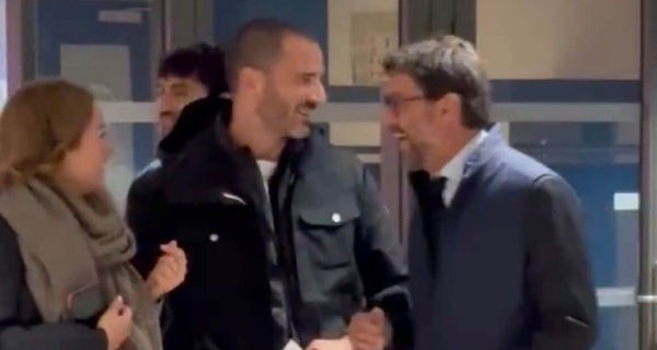 Agnelli e Bonucci, reunion Juve da Champions: l'incontro in Olanda scatena i tifosi