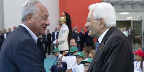 'Tutti a Scuola' con Sergio Mattarella e Julio Velasco