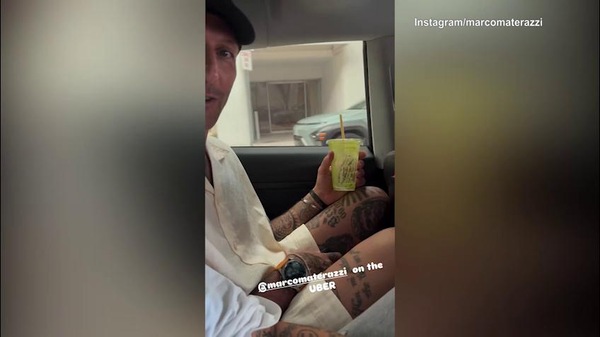 Materazzi che ridere: "Sei comodo?"