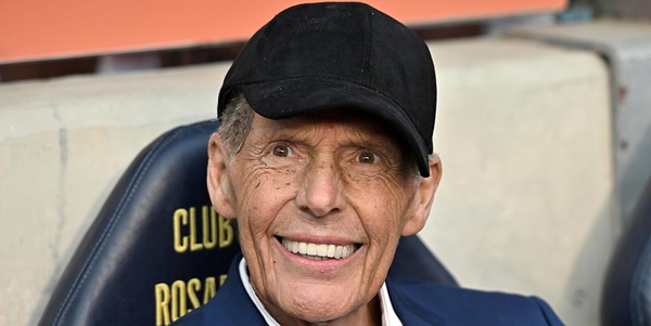 Morto Miguel Angel Russo, Boca in lutto: "Lascia un segno indelebile". Anche Paredes omaggia il tecnico