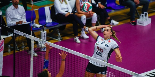 Nel Girone A tre in testa, nel B si involano Padova e Brescia