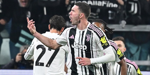 Vlahovic non perdona, il gol in Champions allo Sporting Lisbona