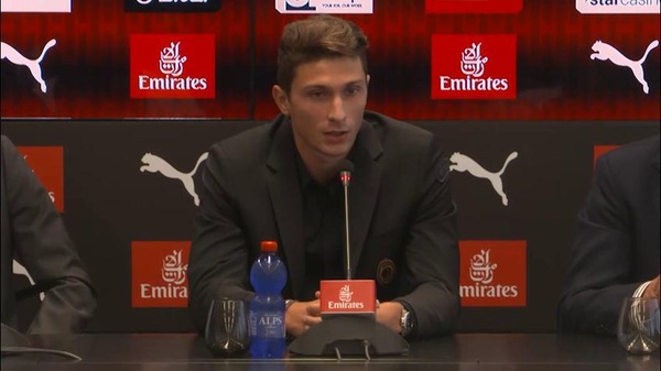 Caldara lascia il calcio