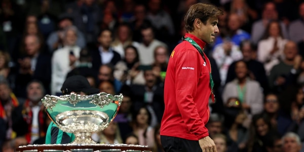 Spagna, Ferrer senza rimpianti: "Dobbiamo accettarlo". E Alcaraz si congratula con l'Italia