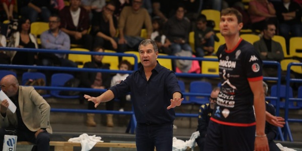 Ad Aversa Graziosi sostituisce Tomasello