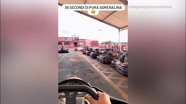 Tamberi scatenato sul go-kart, ma poi...