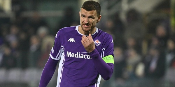 Dzeko ufficiale allo Schalke 04: "Fiorentina? Non è andata come volevo. Sono sicuro che..."