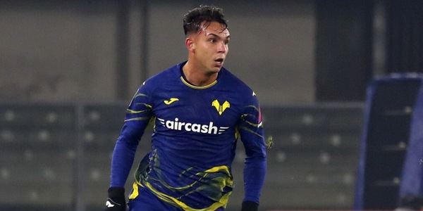 Giovane al Napoli, Conte lo vuole già per la Juve. Lang e Lucca out: il nuovo obiettivo è un ex Serie A