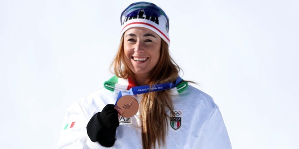 Goggia infinita, splendido bronzo nella discesa di Cortina! Trionfa Johnson, Vonn caduta shock