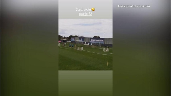 Napoli, Contini fa un gol spettacolare