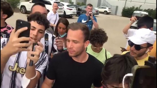 Juve, Arthur ha chiaro il suo futuro