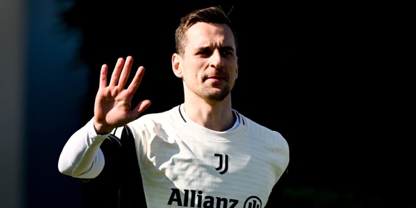 “È stato scongelato”: Milik, il grande ritorno. Convocati Udinese-Juve: la scelta su Vlahovic