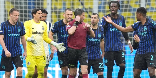 Inter-Atalanta finisce nel caos: 1-1 a San Siro, Chivu espulso e silenzio stampa