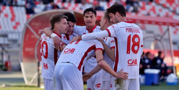 Serie B, pronostico Frosinone-Bari: ecco gli esiti da provare