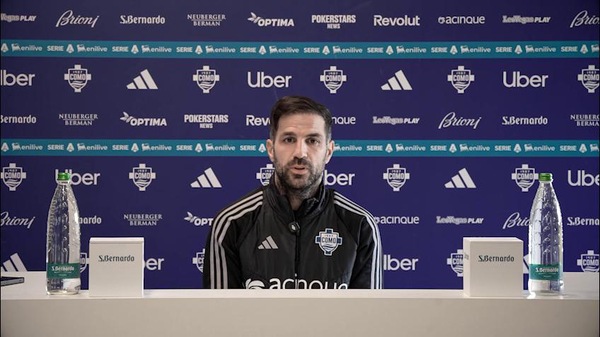 Fabregas: "Rapporto coi giornalisti? Serve rispetto"