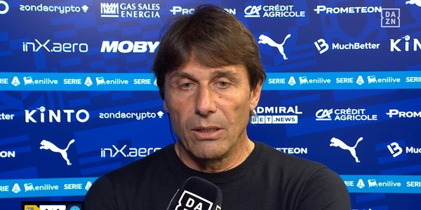 Conte non molla: "Napoli, il sogno non è spento! Preso un cazzotto, Parma con le barricate"