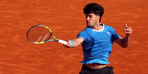 Alcaraz debutta con un successo a Barcellona. Bene anche Musetti e Sonego