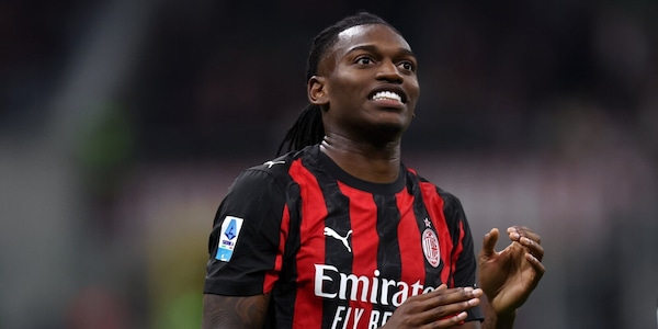 Milan-Juve, osservatori speciali a San Siro: il Manchester United punta Leao, ecco cosa filtra