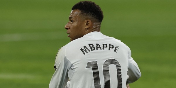 Mbappè continua a tenere in ansia il Real: non convocato, salta il Clasico contro il Barcellona