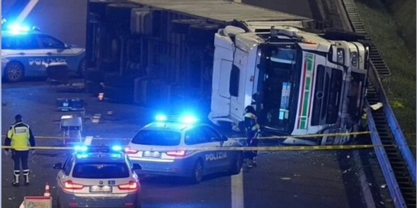 Tragedia dopo la Coppa Italia: il camion con i monitor si schianta, incidente mortale