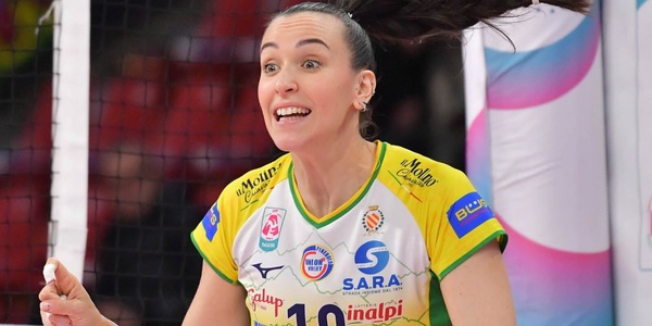 Volley Mercato: Akrari torna a Chieri