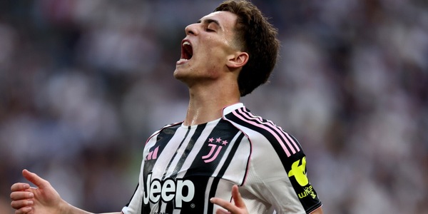 “Mai come lui”, “Ma Del Piero sta aspettando…”: Yildiz spacca i due opinionisti