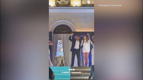 Pedro scatenato alla sua festa d'addio