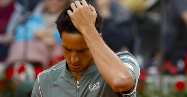 Darderi crolla ad Amburgo: De Minaur dominante, batte Luciano 6-0 6-3 e vola in semifinale!