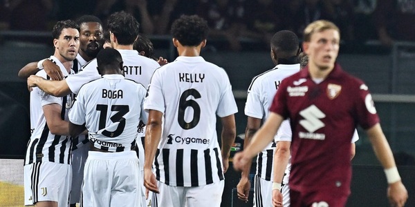 Juve in Europa League, 2-2 nel derby in un clima surreale. Vlahovic, ultimi gol?