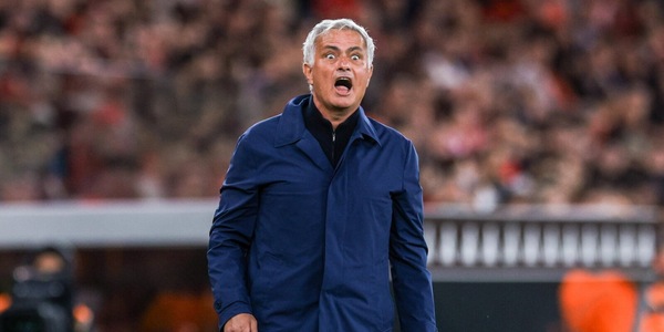 Mourinho-Real, il ritorno a Madrid dello Special One potrebbe costare 15 milioni: il motivo