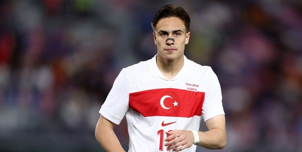Quote Miglior Giovane Mondiale 2026, lo juventino Yildiz sfida Lamine Yamal e Doue