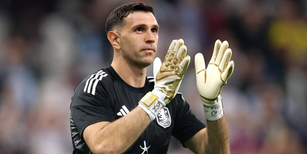 Portiere Juve, chi sale e chi scende: Martinez apre, nodo Di Gregorio-Perin