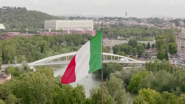 Al Grand Prix di Roma oltre duemila piccoli atleti di taekwondo. Con loro 7 giovani siriane dal campo profughi di Azraq