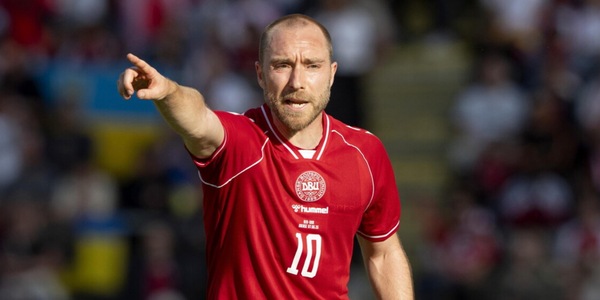 Eriksen, messaggio social dopo il nuovo malore: “Sto bene, sono a casa con la mia famiglia"