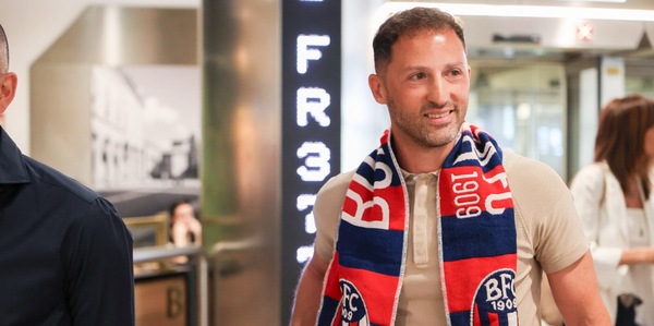 Tedesco è arrivato a Bologna: selfie e autografi all'aeroporto, quando ci sarà la presentazione