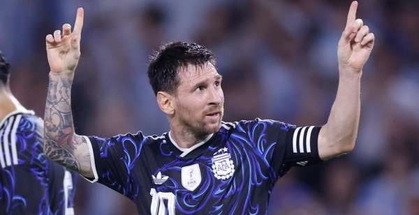 Messi entra e segna, Argentina ok nell'ultimo test prima del Mondiale: 3-0 all'Islanda