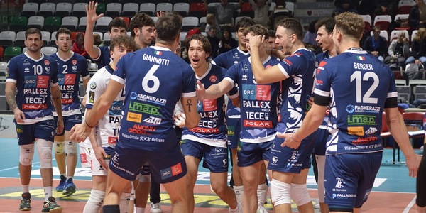 Belluno festeggia per il ripescaggio in A2