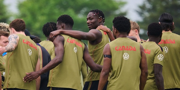Mondiali, Canada-Bosnia è David contro Dzeko: il pronostico