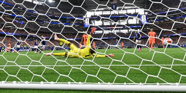 Summerville alla Roma, c'è il sì dei bookie: le quote crollano