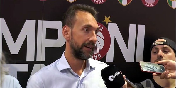 Poeta: "Armani? Riduttivo dedicargli uno scudetto"