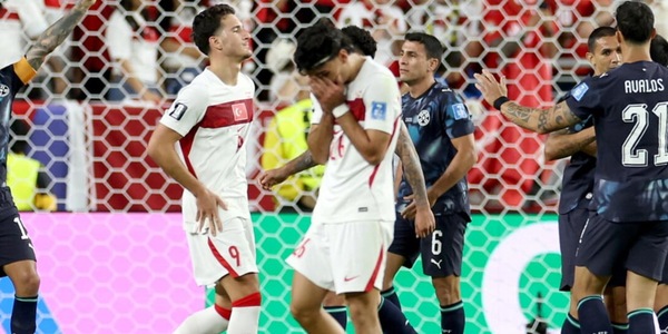 Yildiz fuori dal Mondiale, clamoroso flop Montella: perché Turchia-Paraguay è già storia