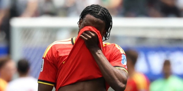 Solo 0-0 tra Belgio e Iran: Ngoy espulso, il Var annulla un gol a Taremi