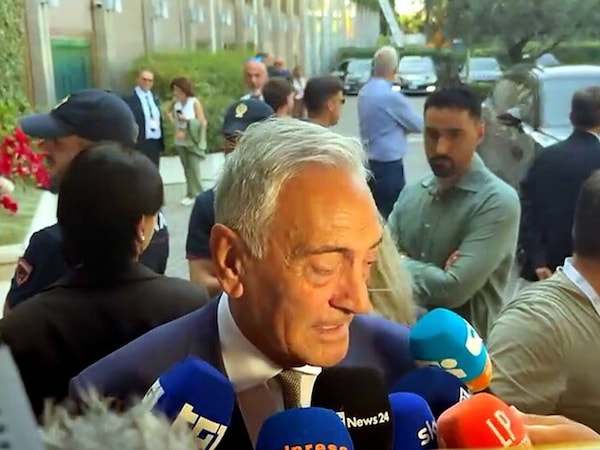 Gravina ai saluti: "È stata un'esperienza bellissima"