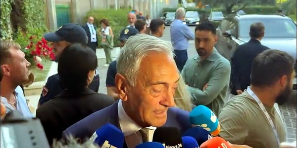 Gravina ai saluti: "È stata un'esperienza bellissima"
