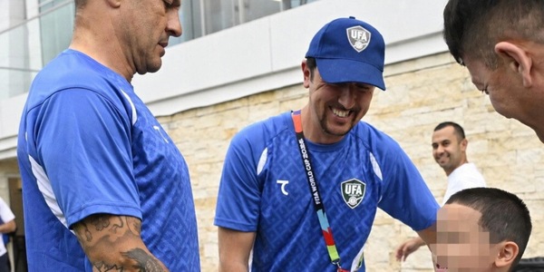 Bimbo piange in mondovisione, l’abbraccio di Cannavaro: “Non potevamo fare finta di niente”