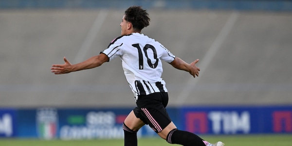 La Juve rinnova la coppia d'oro campione d'Italia: Salvai alla Dybala, Pipitò alla Tevez
