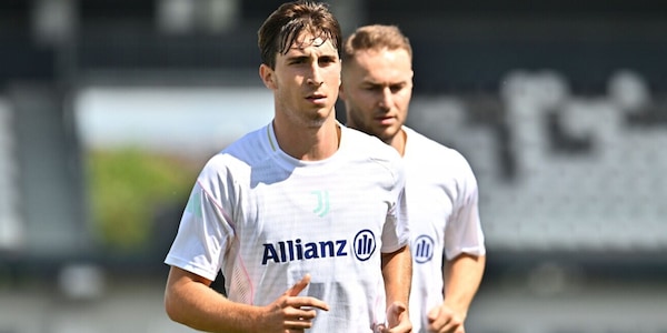 Calciomercato Juve, il sì di Lucumi e il no del Bologna: perché si aspetta luglio. Miretti via subito