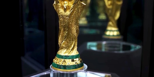 Regali ai tifosi per riempire gli stadi di Qatar 2022